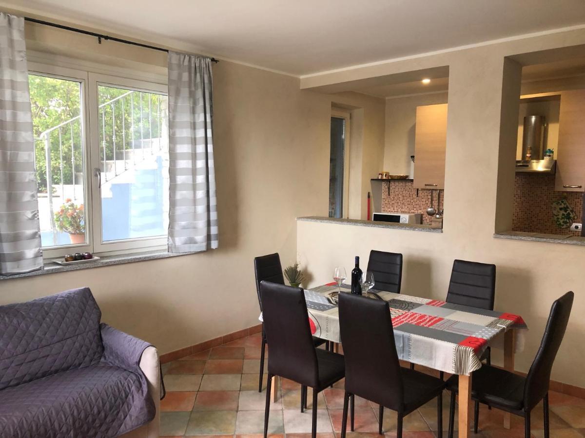 Montegrosso dʼAstiLa Casa Bluアパートメント エクステリア 写真